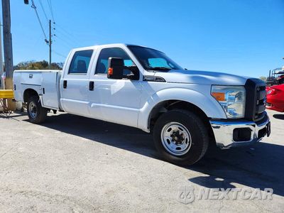 Czwarte zdjęcie samochodu z boku: 2013 FORD F250 SUPER DUTY VIN:1FT7W2A67DEA59986 - miniatura