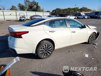 Trzecie zdjęcie samochodu z tyłu: 2023 NISSAN ALTIMA SV VIN:1N4BL4DW7PN398820 - miniatura