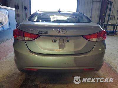 Zdjęcie 6 z 13 samochodu: 2013 HYUNDAI ELANTRA GLS VIN:KMHDH4AE6DU494015 - miniatura