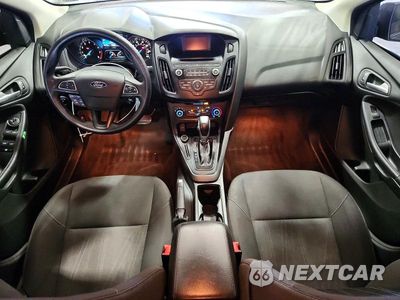 Zdjęcie 8 z 13 samochodu: 2016 FORD FOCUS SE VIN:1FADP3F21GL402809 - miniatura