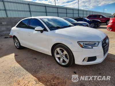 Czwarte zdjęcie samochodu z boku: 2017 AUDI A3 PREMIUM VIN:WAUAUGFF2H1029872 - miniatura