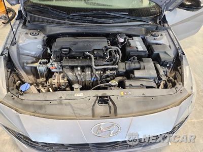 Zdjęcie 11 z 12 samochodu: 2022 HYUNDAI ELANTRA SEL VIN:KMHLM4AG1NU312313 - miniatura