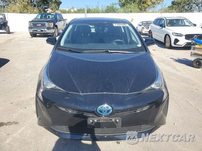 Piąte zdjęcie samochodu w środku: 2018 TOYOTA PRIUS FOUR VIN:JTDKARFU2J3546559 - miniatura