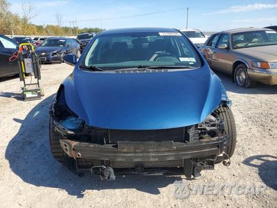 Piąte zdjęcie samochodu w środku: 2015 HYUNDAI ELANTRA SE VIN:KMHDH4AEXFU225485 - miniatura