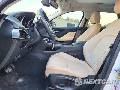 Zdjęcie 7 z 13 samochodu: 2018 JAGUAR F-PACE PREMIUM VIN:SADCJ2FX0JA287429 - miniatura