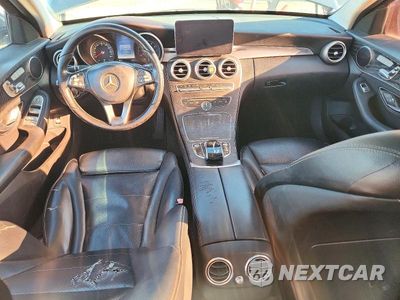 Zdjęcie 8 z 12 samochodu: 2016 MERCEDES-BENZ C 300 VIN:WDDWF4JB5GR153601 - miniatura