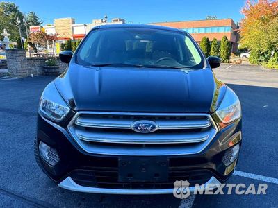 Zdjęcie 6 z 14 samochodu: 2017 FORD ESCAPE SE VIN:1FMCU9GD4HUC71190 - miniatura