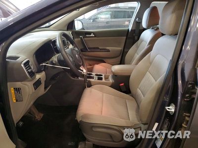Zdjęcie 7 z 13 samochodu: 2017 KIA SPORTAGE LX VIN:KNDPMCAC6H7230500 - miniatura