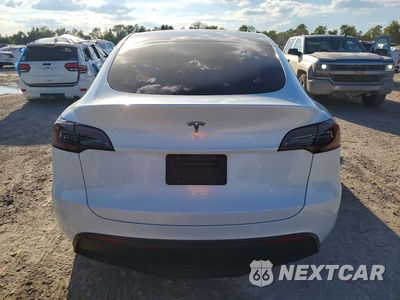 Zdjęcie 6 z 12 samochodu: 2025 TESLA MODEL Y VIN:7SAYGDED0SA378955 - miniatura