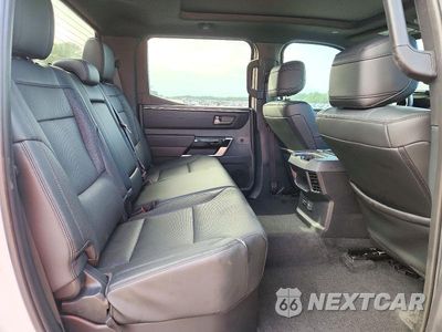 Zdjęcie 10 z 13 samochodu: 2025 TOYOTA TUNDRA CREWMAX LIMITED VIN:5TFJA5DB4SX264066 - miniatura