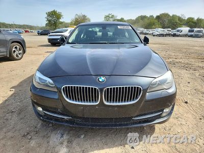 Piąte zdjęcie samochodu w środku: 2013 BMW 528 XI VIN:WBAXH5C55DD114793 - miniatura