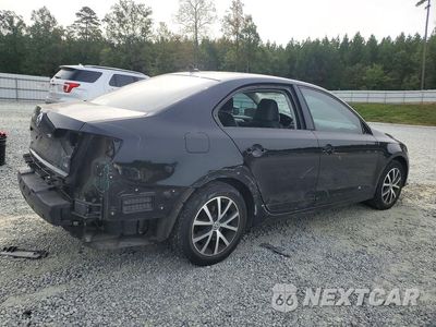 Trzecie zdjęcie samochodu z tyłu: 2017 VOLKSWAGEN JETTA SE VIN:3VWDB7AJ4HM227970 - miniatura
