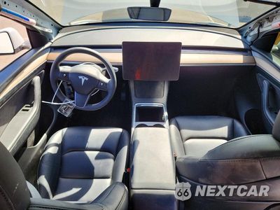Zdjęcie 8 z 14 samochodu: 2023 TESLA MODEL Y VIN:7SAYGDEE2PF793326 - miniatura