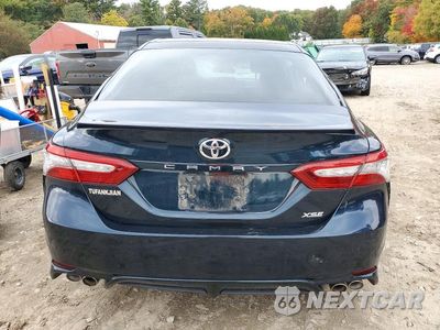 Zdjęcie 6 z 12 samochodu: 2018 TOYOTA CAMRY XSE VIN:4T1B61HK7JU579142 - miniatura
