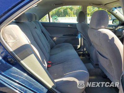 Zdjęcie 10 z 13 samochodu: 2005 TOYOTA CAMRY LE VIN:4T1BE32K75U071749 - miniatura