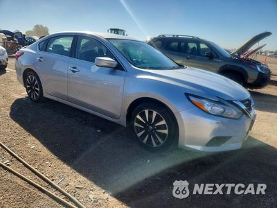 Czwarte zdjęcie samochodu z boku: 2018 NISSAN ALTIMA 2.5 SV VIN:1N4AL3AP7JC269272 - miniatura