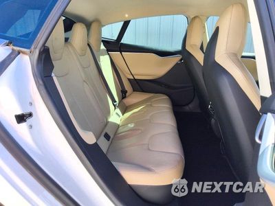 Zdjęcie 10 z 13 samochodu: 2015 TESLA MODEL S 85 VIN:5YJSA1H18FFP68876 - miniatura