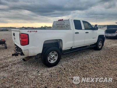 Trzecie zdjęcie samochodu z tyłu: 2017 CHEVROLET SILVERADO K2500 HEAVY DUTY VIN:1GC2KUEG7HZ286694 - miniatura
