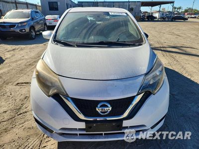 Piąte zdjęcie samochodu w środku: 2017 NISSAN VERSA NOTE S PLUS VIN:3N1CE2CP3HL352185 - miniatura