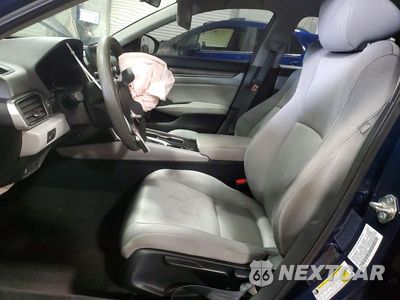 Zdjęcie 7 z 12 samochodu: 2018 HONDA ACCORD LX VIN:1HGCV1F14JA020687 - miniatura