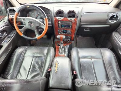 Zdjęcie 8 z 13 samochodu: 2005 GMC ENVOY VIN:1GKDT13S152354668 - miniatura