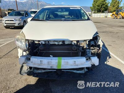 Piąte zdjęcie samochodu w środku: 2015 TOYOTA PRIUS TWO VIN:JTDKN3DU7F0450892 - miniatura