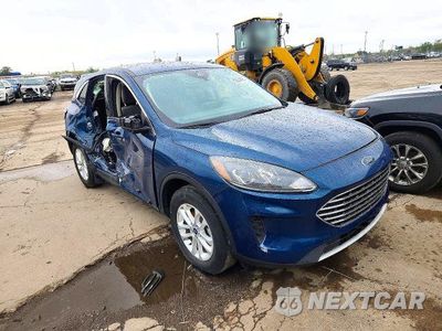 Czwarte zdjęcie samochodu z boku: 2020 FORD ESCAPE SE VIN:1FMCU9G62LUB63886 - miniatura