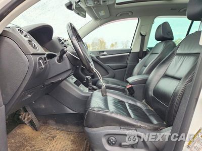 Zdjęcie 7 z 13 samochodu: 2012 VOLKSWAGEN TIGUAN S VIN:WVGBV7AX3CW571087 - miniatura