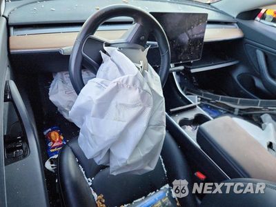 Zdjęcie 8 z 12 samochodu: 2019 TESLA MODEL 3 VIN:5YJ3E1EB8KF236642 - miniatura