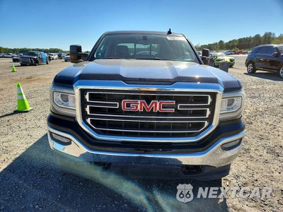 Piąte zdjęcie samochodu w środku: 2018 GMC SIERRA K1500 SLE VIN:3GTU2MEC6JG115091 - miniatura