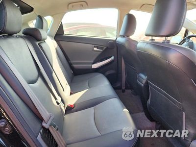 Zdjęcie 10 z 12 samochodu: 2013 TOYOTA PRIUS ONE VIN:JTDKN3DU3D5584833 - miniatura