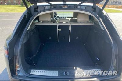 Zdjęcie 12 z 13 samochodu: 2018 LAND ROVER RANGE ROVER VELAR S VIN:SALYB2RX5JA741256 - miniatura