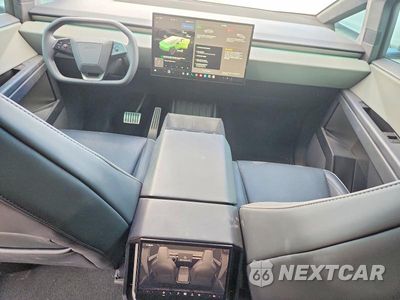 Zdjęcie 8 z 12 samochodu: 2025 TESLA CYBERTRUCK VIN:7G2CEHED8SA069543 - miniatura