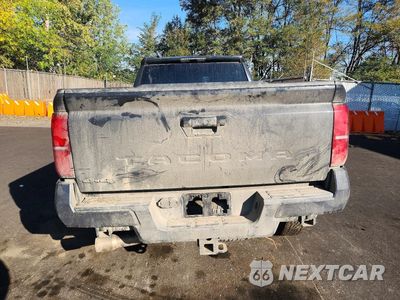Zdjęcie 6 z 12 samochodu: 2026 TOYOTA TACOMA TRD OFF-ROAD VIN:3TMLB5JN8TM298684 - miniatura
