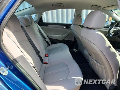 Zdjęcie 10 z 12 samochodu: 2018 HYUNDAI SONATA SE VIN:5NPE24AF8JH724114 - miniatura