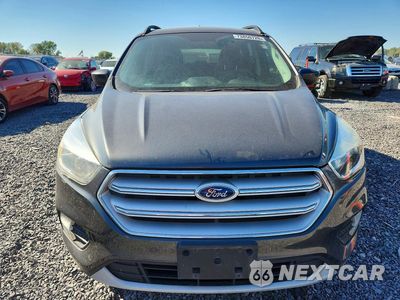 Piąte zdjęcie samochodu w środku: 2018 FORD ESCAPE SE VIN:1FMCU9GD2JUB12125 - miniatura