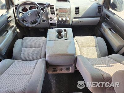 Zdjęcie 8 z 12 samochodu: 2013 TOYOTA TUNDRA CREWMAX SR5 VIN:5TFEM5F17DX067425 - miniatura