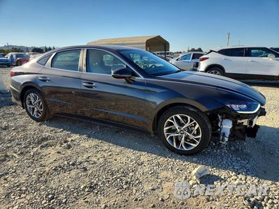 Czwarte zdjęcie samochodu z boku: 2021 HYUNDAI SONATA SEL VIN:5NPEF4JA5MH124146 - miniatura