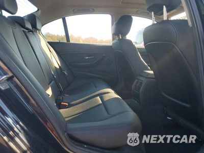 Zdjęcie 10 z 12 samochodu: 2017 BMW 320 XI VIN:WBA8E5G54HNU41502 - miniatura