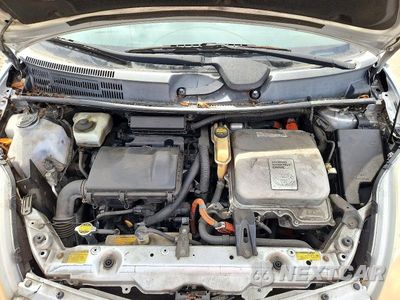 Zdjęcie 12 z 13 samochodu: 2007 TOYOTA PRIUS BASE VIN:JTDKB20UX77548686 - miniatura