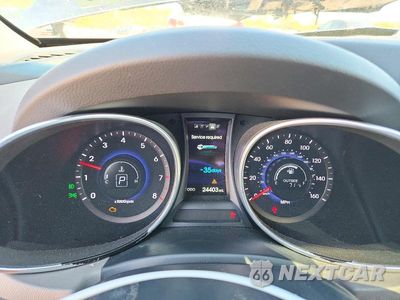 Zdjęcie 9 z 12 samochodu: 2015 HYUNDAI SANTA FE SPORT 2.0T VIN:5XYZWDLA2FG238372 - miniatura