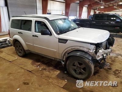 Czwarte zdjęcie samochodu z boku: 2008 DODGE NITRO SXT VIN:1D8GU28K98W221885 - miniatura