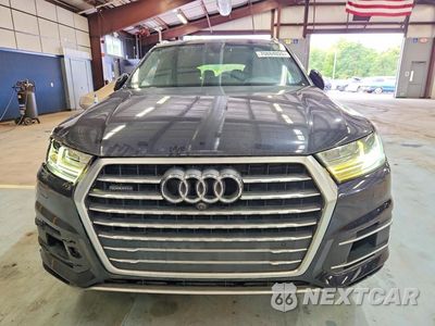 Piąte zdjęcie samochodu w środku: 2018 AUDI Q7 PREMIUM PLUS VIN:WA1LAAF78JD030386 - miniatura