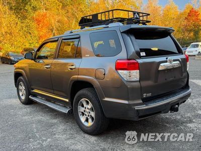 Trzecie zdjęcie samochodu z tyłu: 2010 TOYOTA 4RUNNER SR5 VIN:JTEBU5JRXA5002085 - miniatura