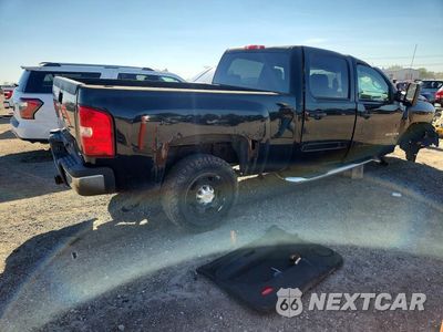 Trzecie zdjęcie samochodu z tyłu: 2008 CHEVROLET SILVERADO K2500 HEAVY DUTY VIN:1GCHK23678F107743 - miniatura