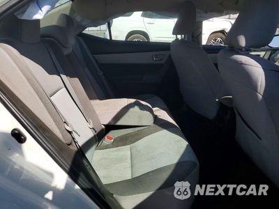 Zdjęcie 10 z 13 samochodu: 2018 TOYOTA COROLLA LE VIN:5YFBURHE8JP811425 - miniatura