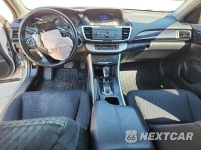 Zdjęcie 8 z 13 samochodu: 2013 HONDA ACCORD SPORT VIN:1HGCR2F54DA020402 - miniatura