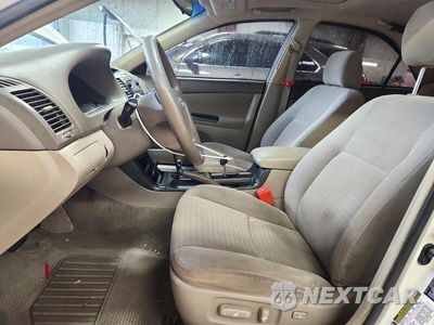 Zdjęcie 7 z 12 samochodu: 2006 TOYOTA CAMRY LE VIN:4T1BE32K96U672033 - miniatura