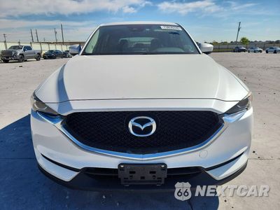 Piąte zdjęcie samochodu w środku: 2017 MAZDA CX-5 TOURING VIN:JM3KFACLXH0151501 - miniatura
