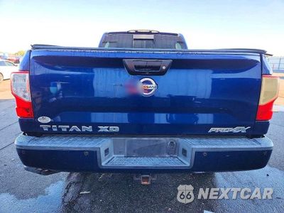 Zdjęcie 6 z 12 samochodu: 2017 NISSAN TITAN XD PRO-4X VIN:1N6BA1F49HN507383 - miniatura